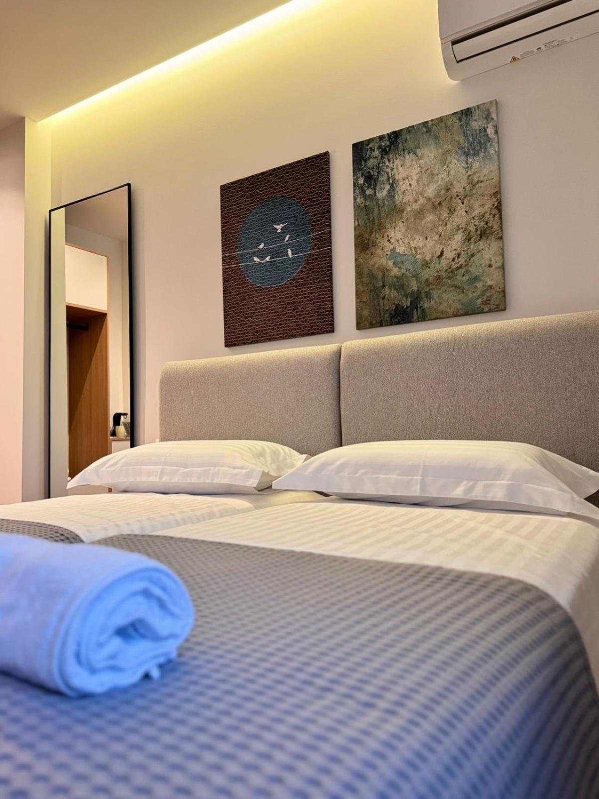 Izi Boutique Appartement Tirana Buitenkant foto