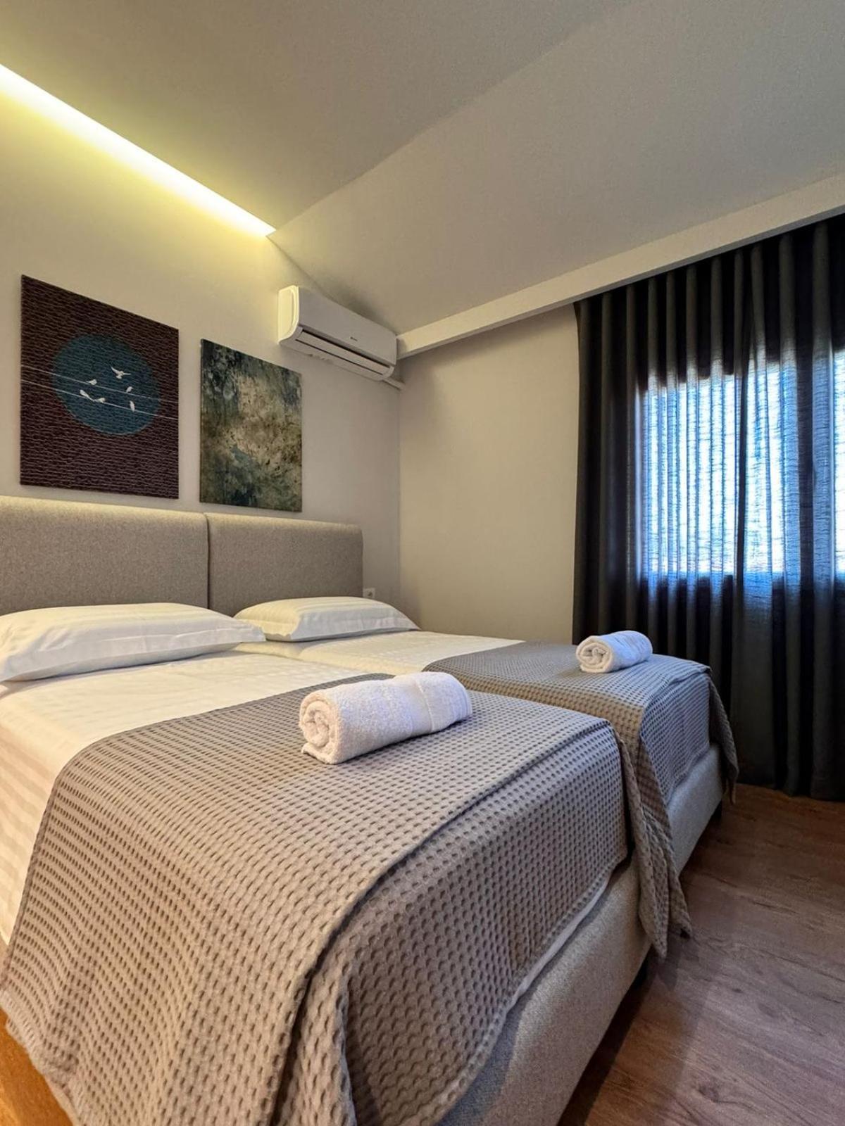 Izi Boutique Appartement Tirana Buitenkant foto